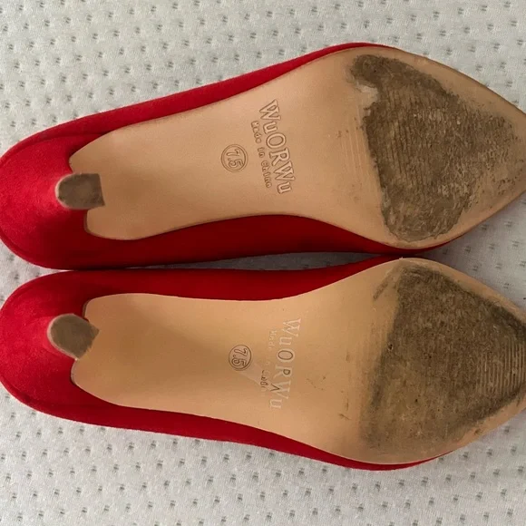 Elegant Red Suede Women's Heels - Picture 3 of 4